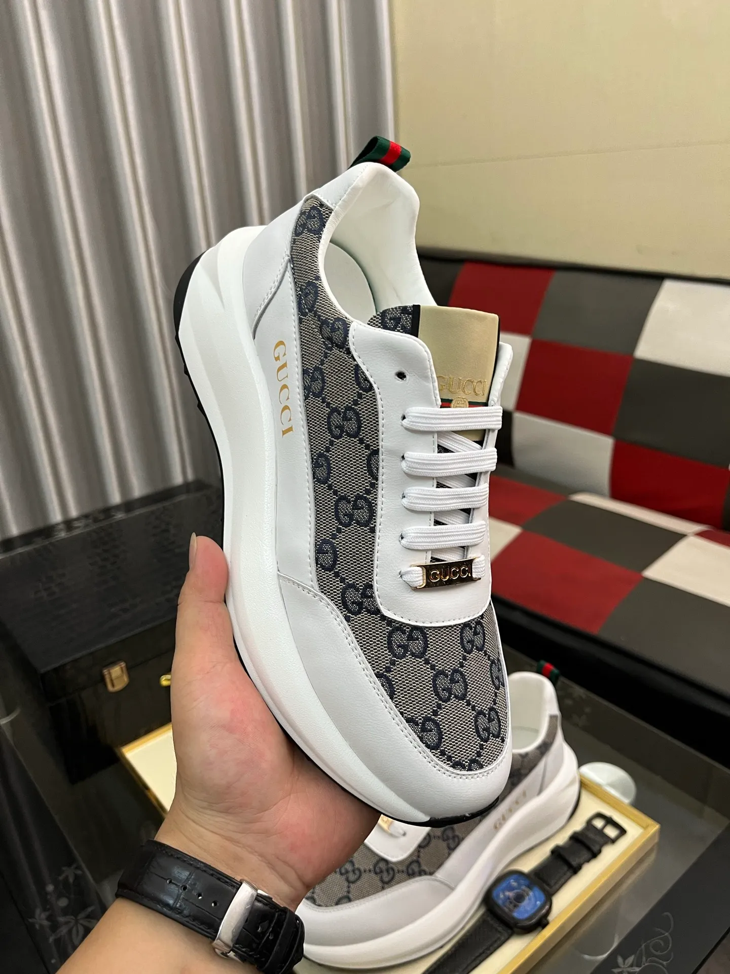 Men's Men's Shoes💰440⌚️⌚️【GUCCI】Gucci men's latest white shoe series casual shoes! The official website is built 1:1. Upper: Made of imported cowhide, with electric embroidery ➕Inner lining: Made of high-quality first-layer pigskin, soft and comfortable. Picky material selection and exquisite workmanship give you the best enjoyment. Size: 38-444️⃣Colors available
